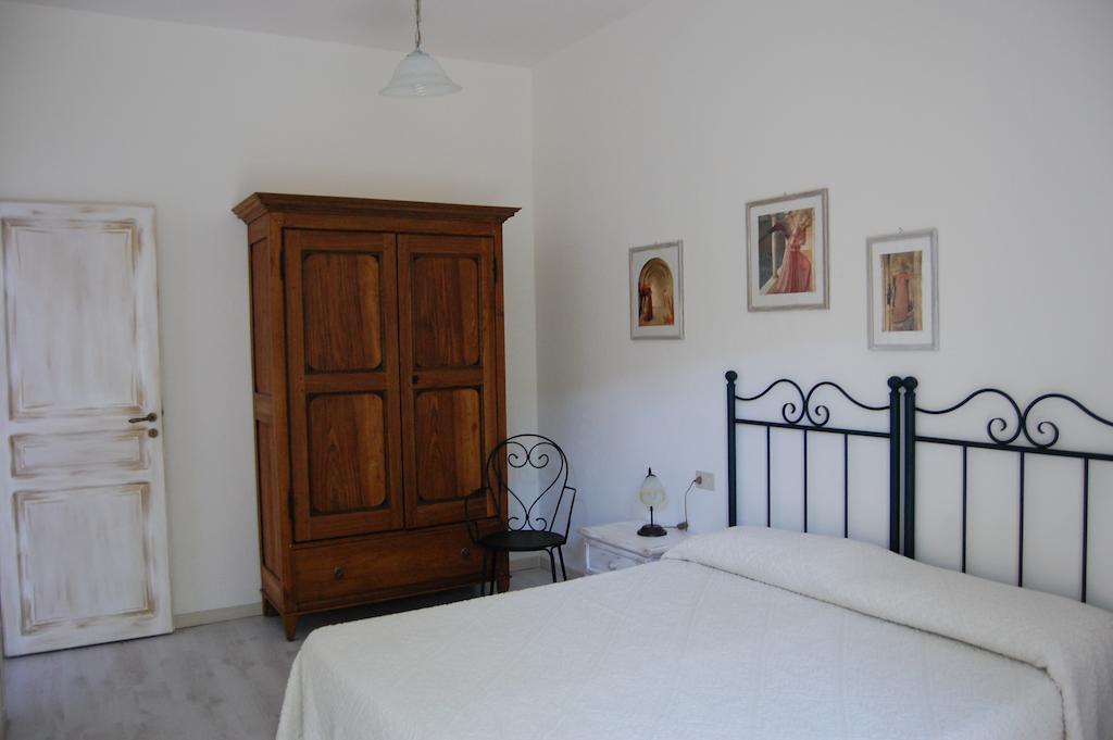 Andrea E Valentina Bed & Breakfast S'archittu Cuglieri Room photo